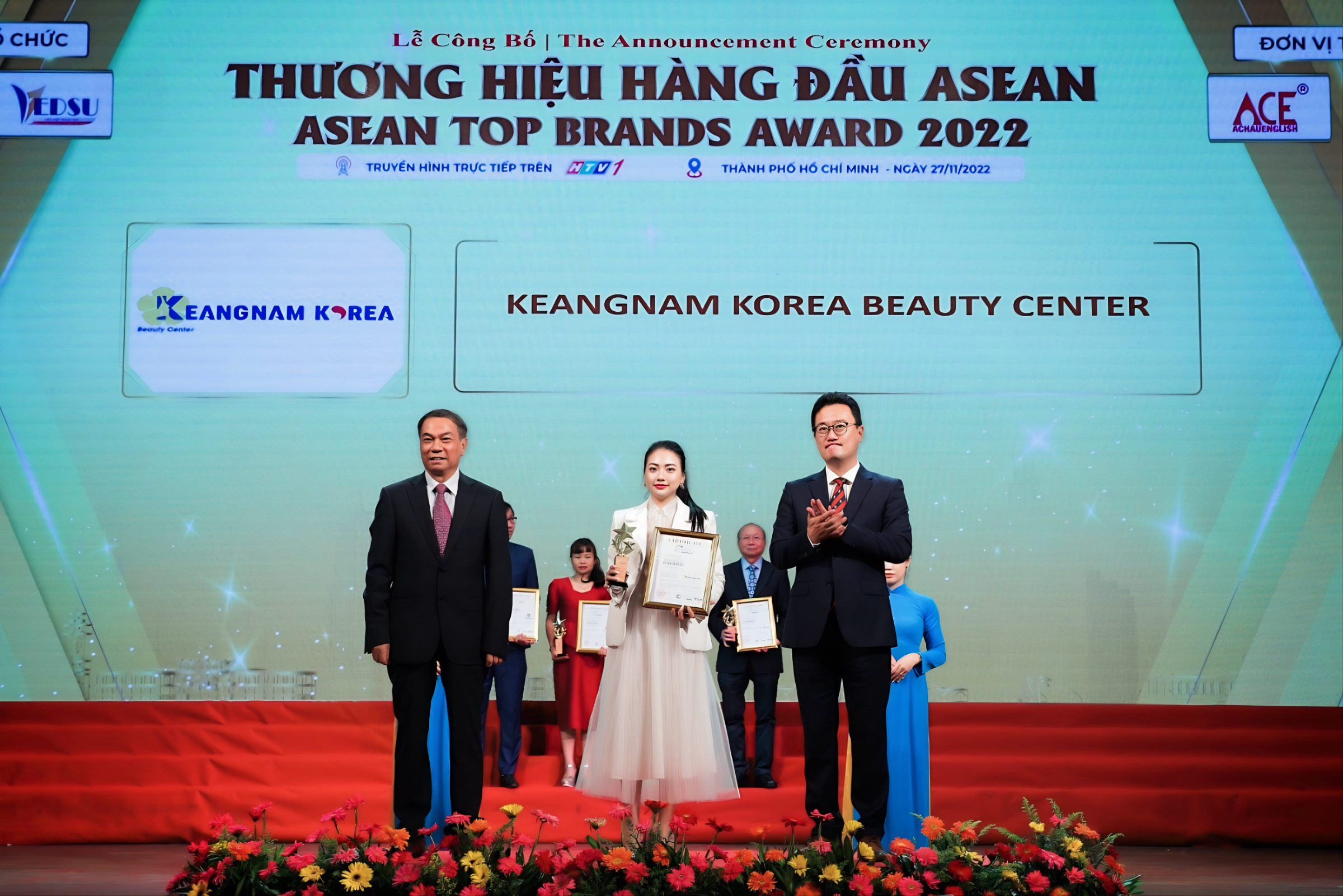 Eyelid Surgery in Ho Chi Minh City: Natural, Safe Double Eyelid Results at Keangnam Korea 5 eyelid surgery in ho chi minh city