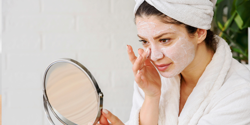 Cách chăm sóc da mụn tại Spa   