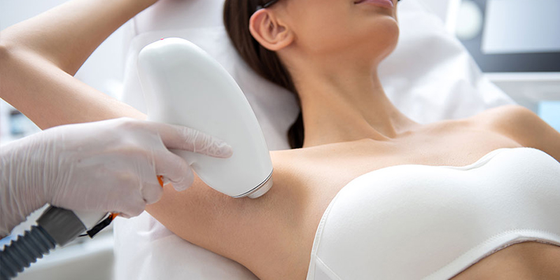 spa trị thâm nách