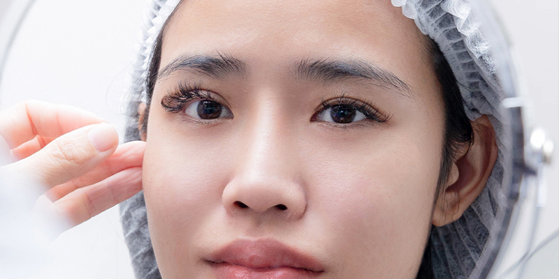 Cắt mí mắt bao lâu thì trang điểm được