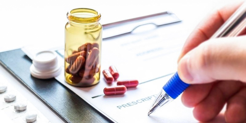 8 cách vệ sinh mắt sau khi nhấn mí và các lưu ý quan trọng 2 cách vệ sinh mắt sau khi nhấn mí