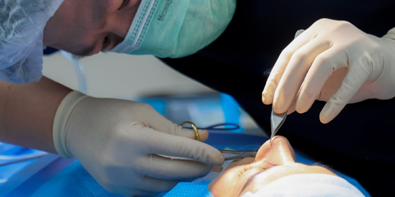 Cách Làm Lỗ Mũi Nhỏ Lại Nhanh Chóng, An Toàn Và Hiệu Quả Tại Nhà 3 Cách Làm Lỗ Mũi Nhỏ Lại Nhanh Chóng, An Toàn Và Hiệu Quả Tại Nhà