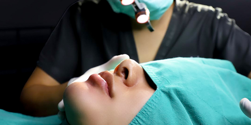 Thu gọn cánh mũi có làm mũi cao hơn không? 1 thu gon canh mui co lam mui cao hon khong 2