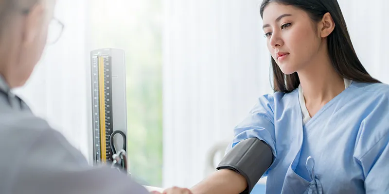 Cấy mỡ tự thân hốc mắt là gì? Ưu nhược điểm ra sao? Có nguy hiểm không? Đâu là các chống chỉ định của bác sĩ 5 Cấy mỡ tự thân hốc mắt