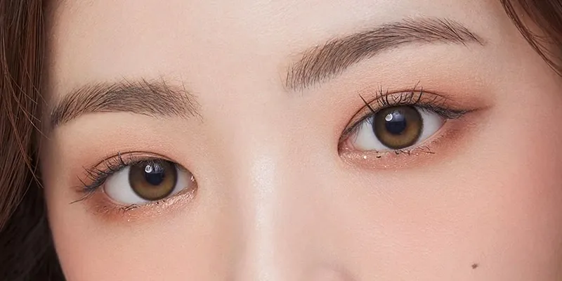 Đuôi mắt hướng xuống là tốt hay xấu? 3 cách lấy lại "linh hồn" cho đuôi mắt xệ 2 nâng đuôi mắt xệ