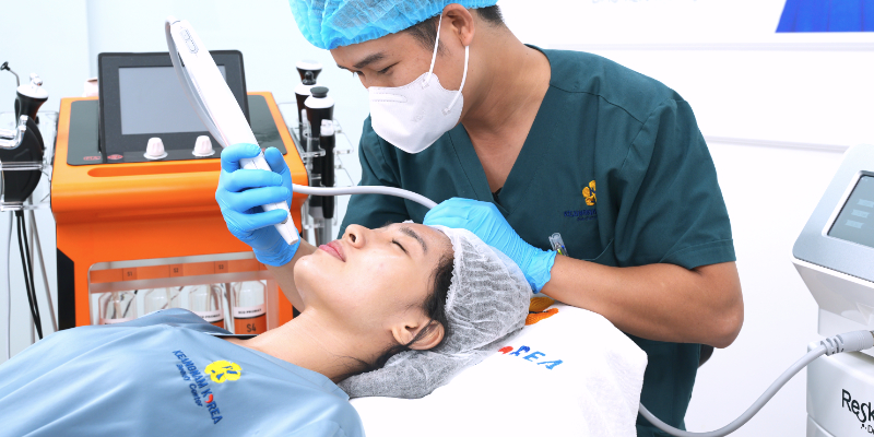 Liệu trình trẻ hóa da mặt giá bao nhiêu? Bảng giá 5 phương pháp 2026 4 liệu trình trẻ hóa da mặt giá bao nhiêu