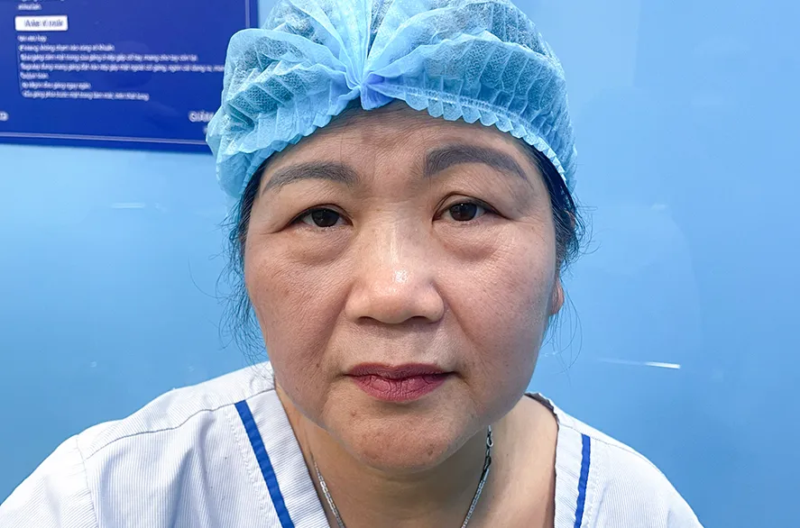 Trước