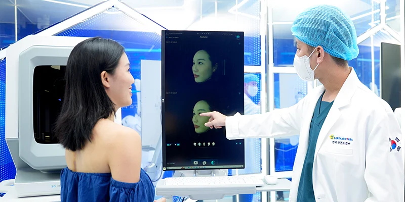 eyelid surgery clinics